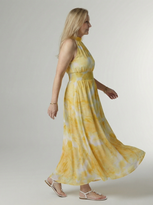 SYLIN | MIDI-KLEID MIT HALTERNECK-AUSSCHNITT UND RAFFUNG