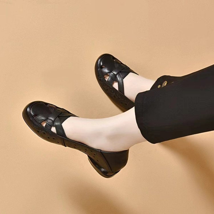 SYLVIE | ORTHOPÄDISCHE PERFORIERTE SCHLUPFSCHUHE MIT GESCHLOSSENER ZEHENKAPPE