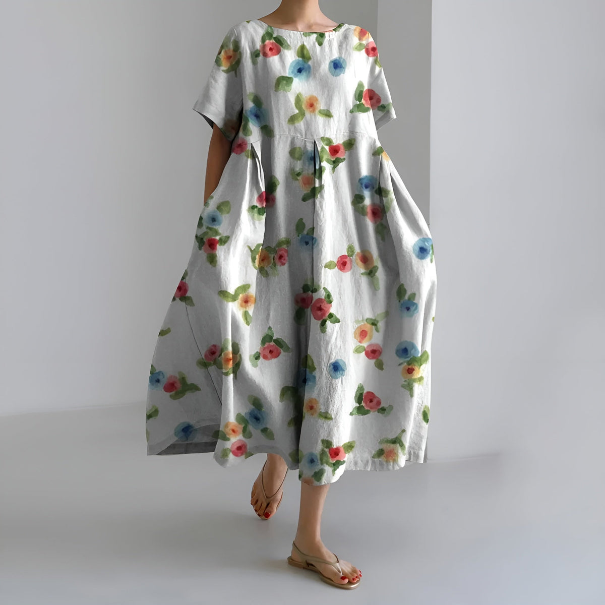 MEERI | KÜNSTLERISCHES MAXIKLEID MIT VINTAGE-BLUMENMUSTER UND MÜHELOSER ELEGANZ