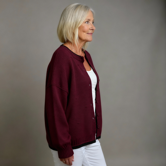 DIE ISOLDE | STRUKTURIERTE STRICKJACKE