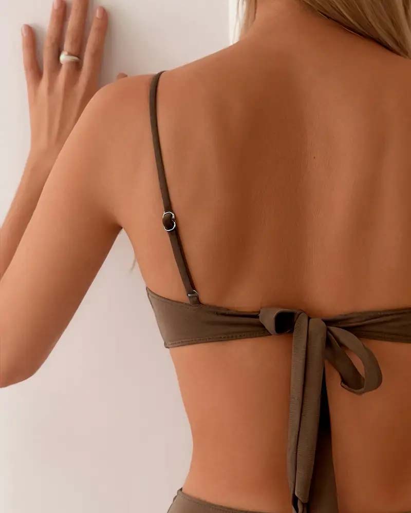 MARCELLE | ELEGANTES UND SKULPTURALES ZUTEILIGES BIKINI