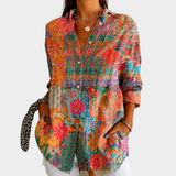 SADIE | GEKNÖPFTE BLUSE MIT SONNENDURCHFLUTETEM WILDBLUMEN-PATCHWORK