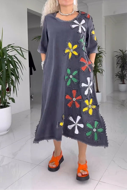 SYLVIE | MAXIKLEID MIT DENIM-BLUMENMUSTER