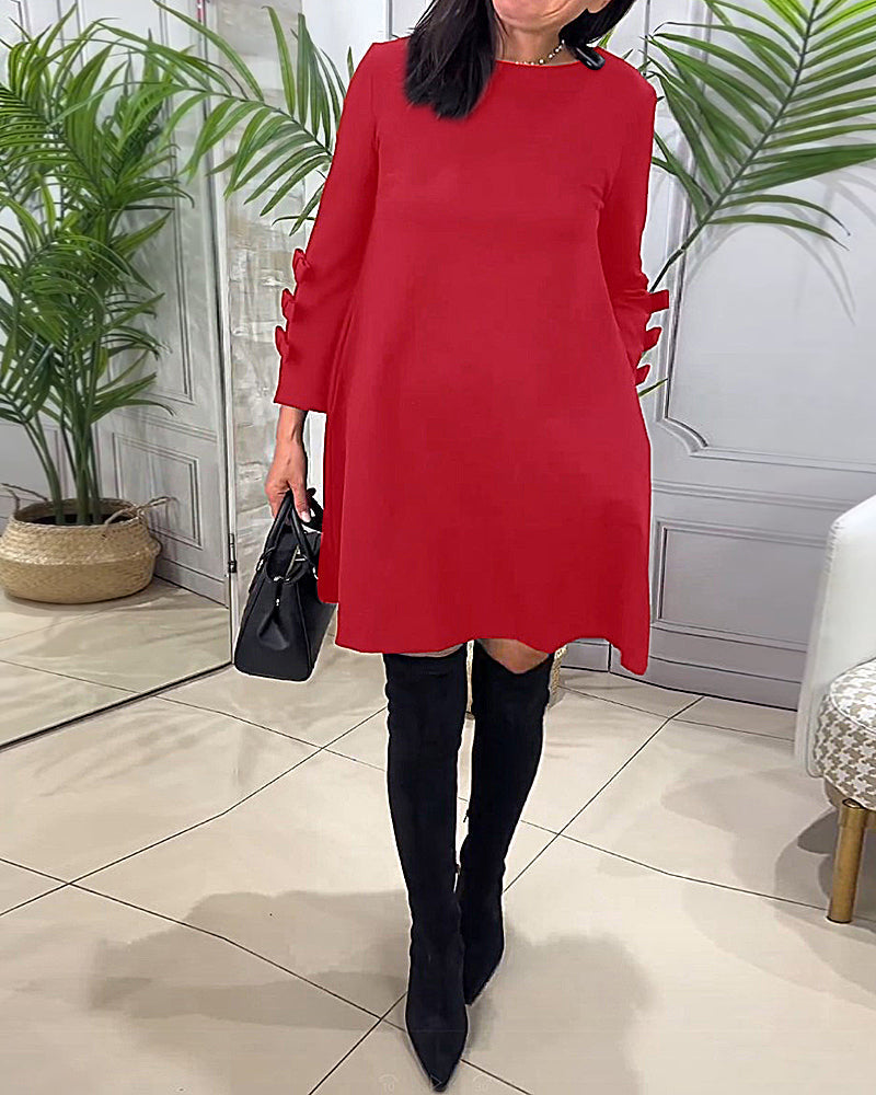 MEREDITH | SWING-KLEID MIT RUNDAUSSCHNITT UND AUSGESTELLTEN ÄRMELN