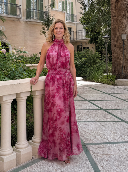 AVIEN | WEICHES MIDIKLEID MIT HALTERNECK
