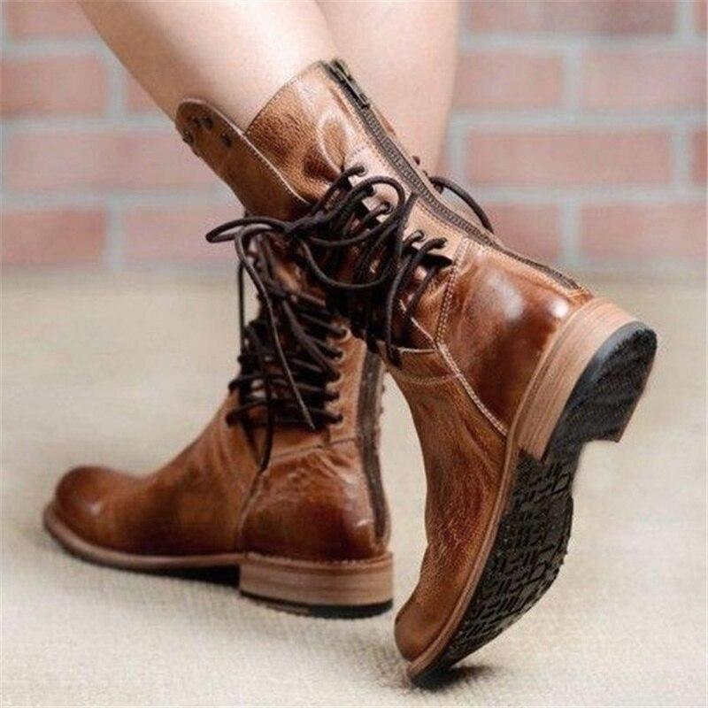 JOAN | VINTAGE SCHNÜRSTIEFEL MIT NIETEN – WADENHOCH
