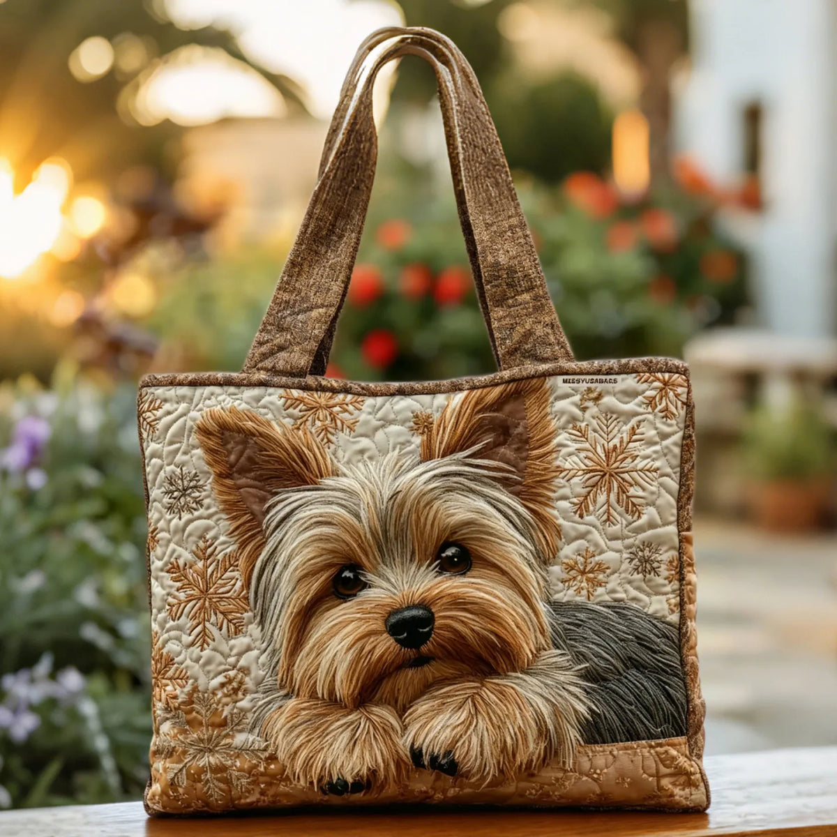LILY | HANDGEFERTIGTE BRIGHT YORKIE TASCHE