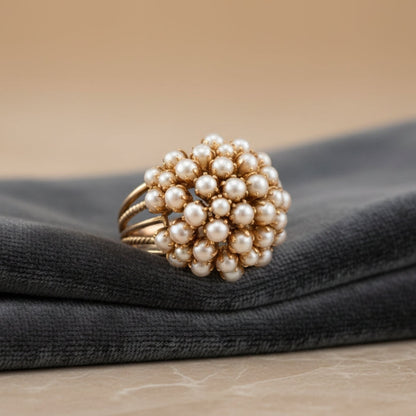 AURELIA | KLASSISCHER RING MIT PERLEINLAGE IN GOLD