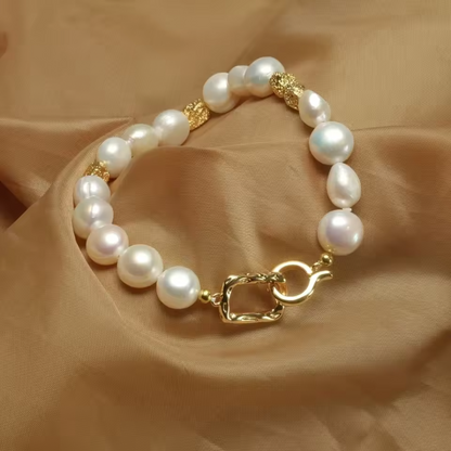 ISADORA | ELEGANTES BAROCKPERLEN-ARMBAND