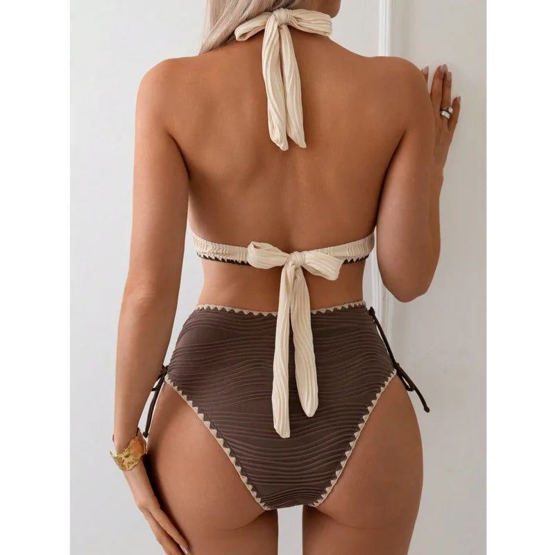 CAPRI | GERIPPTES ZWEIFARBIGES HALTERNECK-BIKINI-SET MIT HOHEM BUND