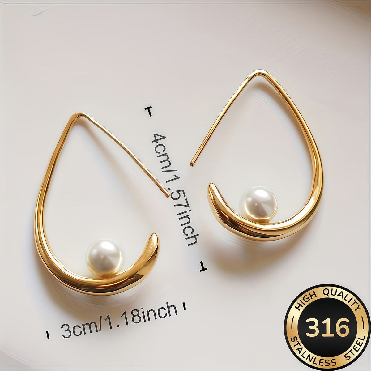 SELENA | CRESCENT PEARL CREOLEN