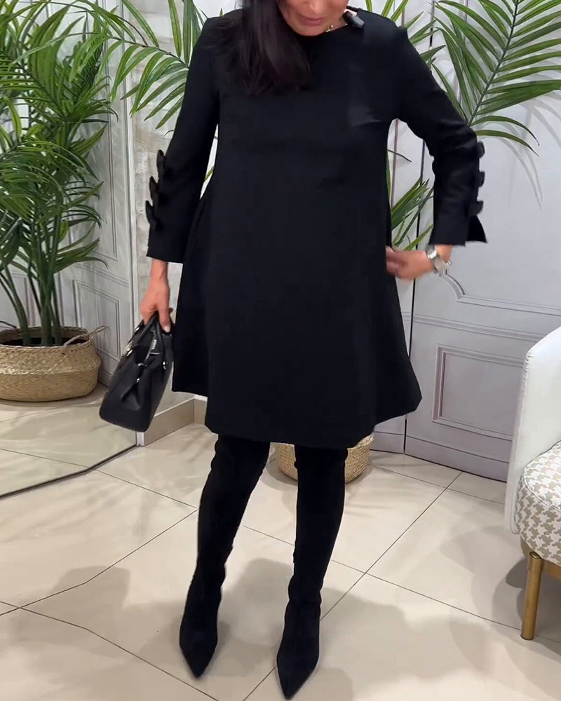 MEREDITH | SWING-KLEID MIT RUNDAUSSCHNITT UND AUSGESTELLTEN ÄRMELN