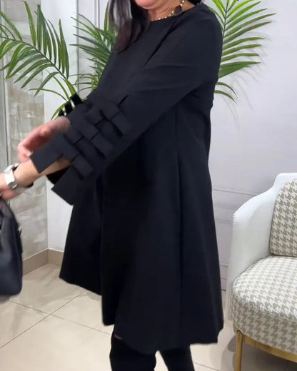 MEREDITH | SWING-KLEID MIT RUNDAUSSCHNITT UND AUSGESTELLTEN ÄRMELN