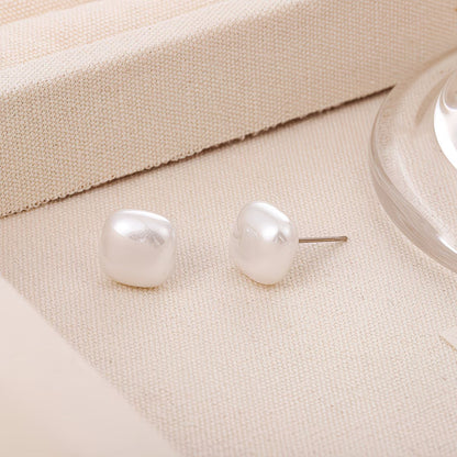 SAVANNAH | SQUARE PEARL EARRINGS