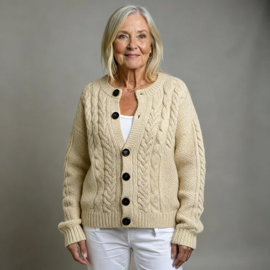 DIE LORENZA | ZOPFMUSTER-STRICKJACKE