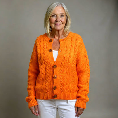 DIE LORENZA | ZOPFMUSTER-STRICKJACKE