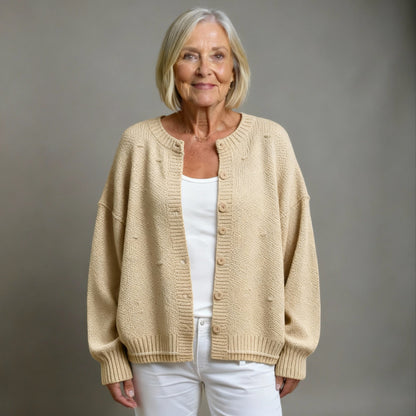 DIE ISOLDE | STRUKTURIERTE STRICKJACKE