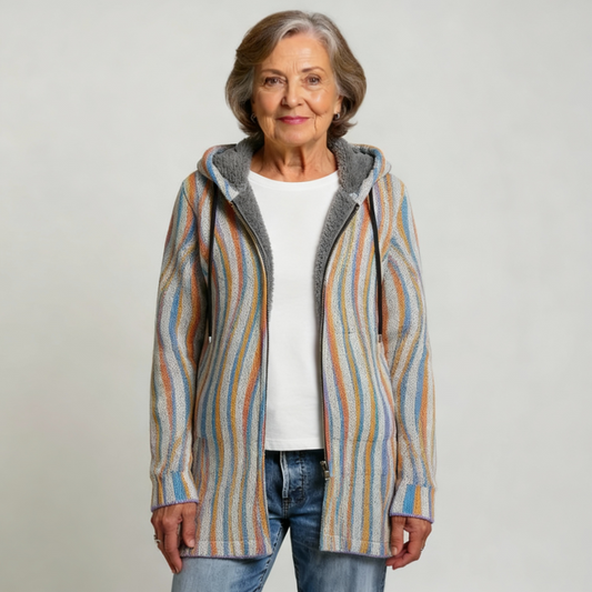 CHLOE | LUXURIOUS CARDIGAN WITH ARTISTIC INSPIRATION