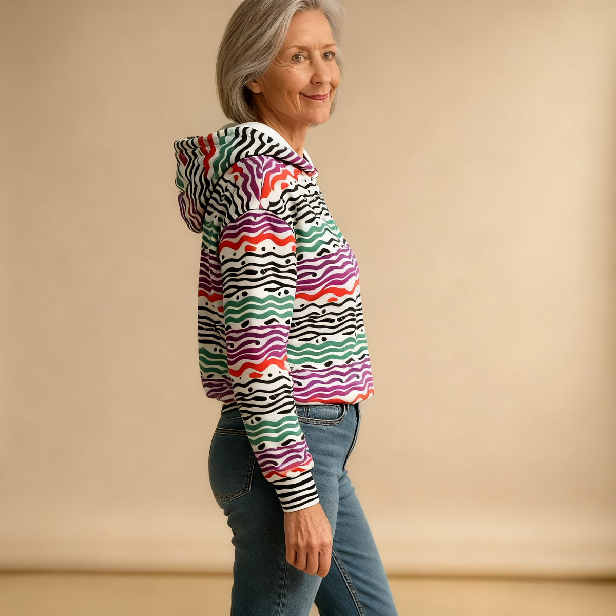 JULIE | HOODIE IN RELAXED FIT