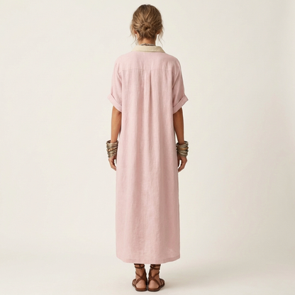 ISOLDE | MAXI-HEMDSTUTZENKLEID MIT KONTRASTKRAGEN, KNOPFLEISTE UND KURZEN ÄRMELN