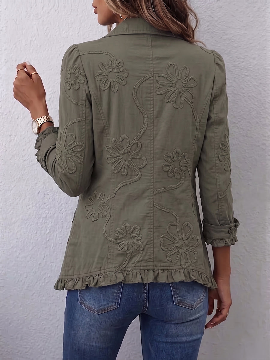 KAMBERLY | BOHO-CHIC JACKE MIT BLUMENSTICKEREI, UTILITY-STIL UND RÜSCHENBESATZ