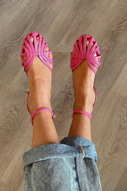 VICTORIA | GOLDEN SANDALS ADORNED WITH JEWEL DETAILS